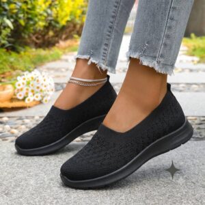 Mary sneakers