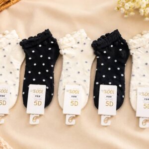 Age 6-8yrs 5pairs a pack socks